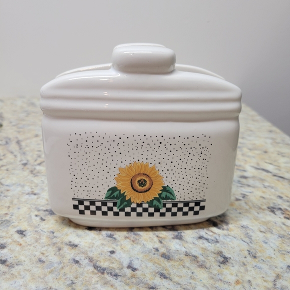 SOLD                                     Country Sunflower Ceramic Napkin Holder - Picture 5 of 5